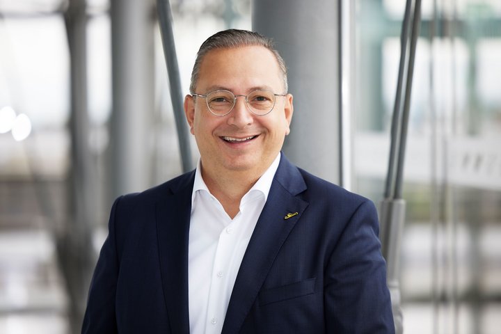Portrait von Cenk Özöztürk